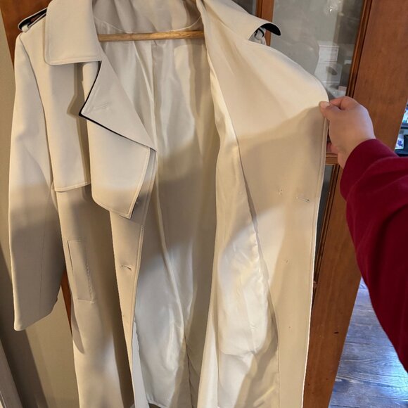 Beige/Black Women double breasted l, belted, long trench coat Size: Large - Picture 13 of 15